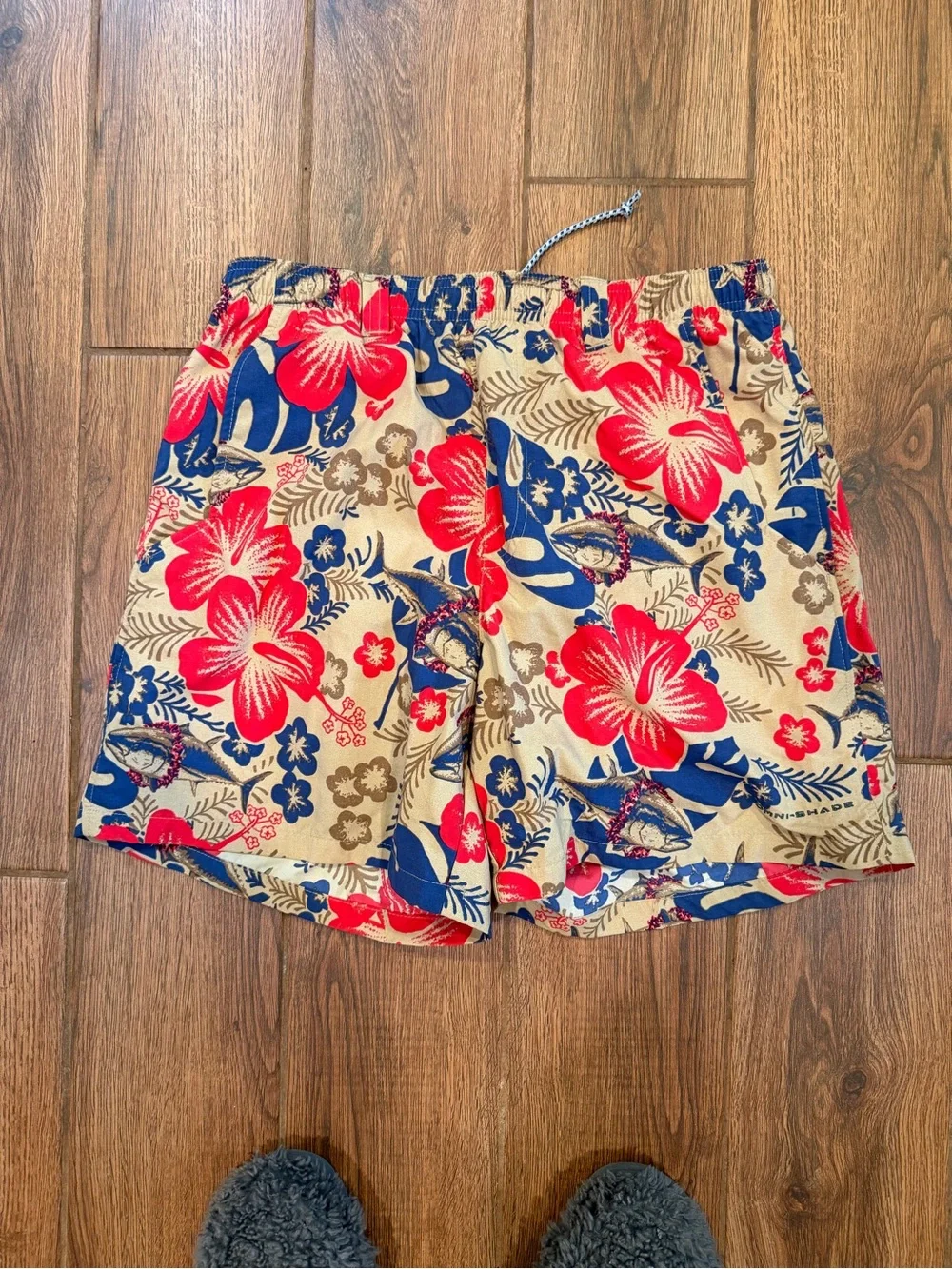 Columbia Tan Red Blue Floral Swim Trunks 6” / men’s small
